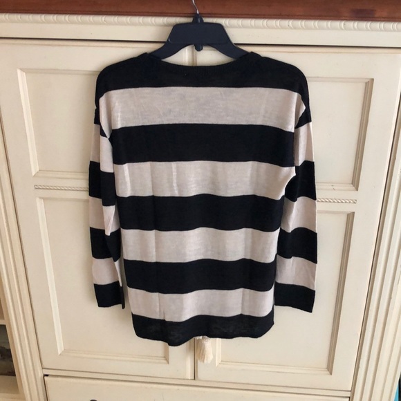 Ten-Oh-8 Stripped Linen Sweater - Picture 4 of 6